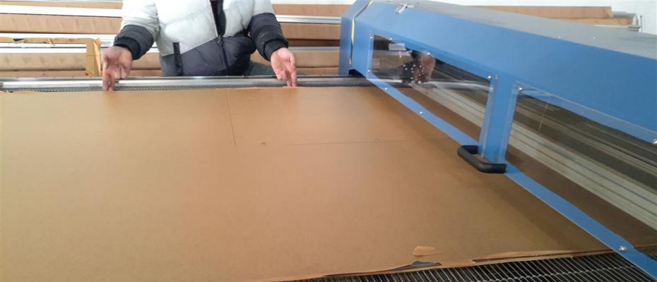 除尘布的切割方式